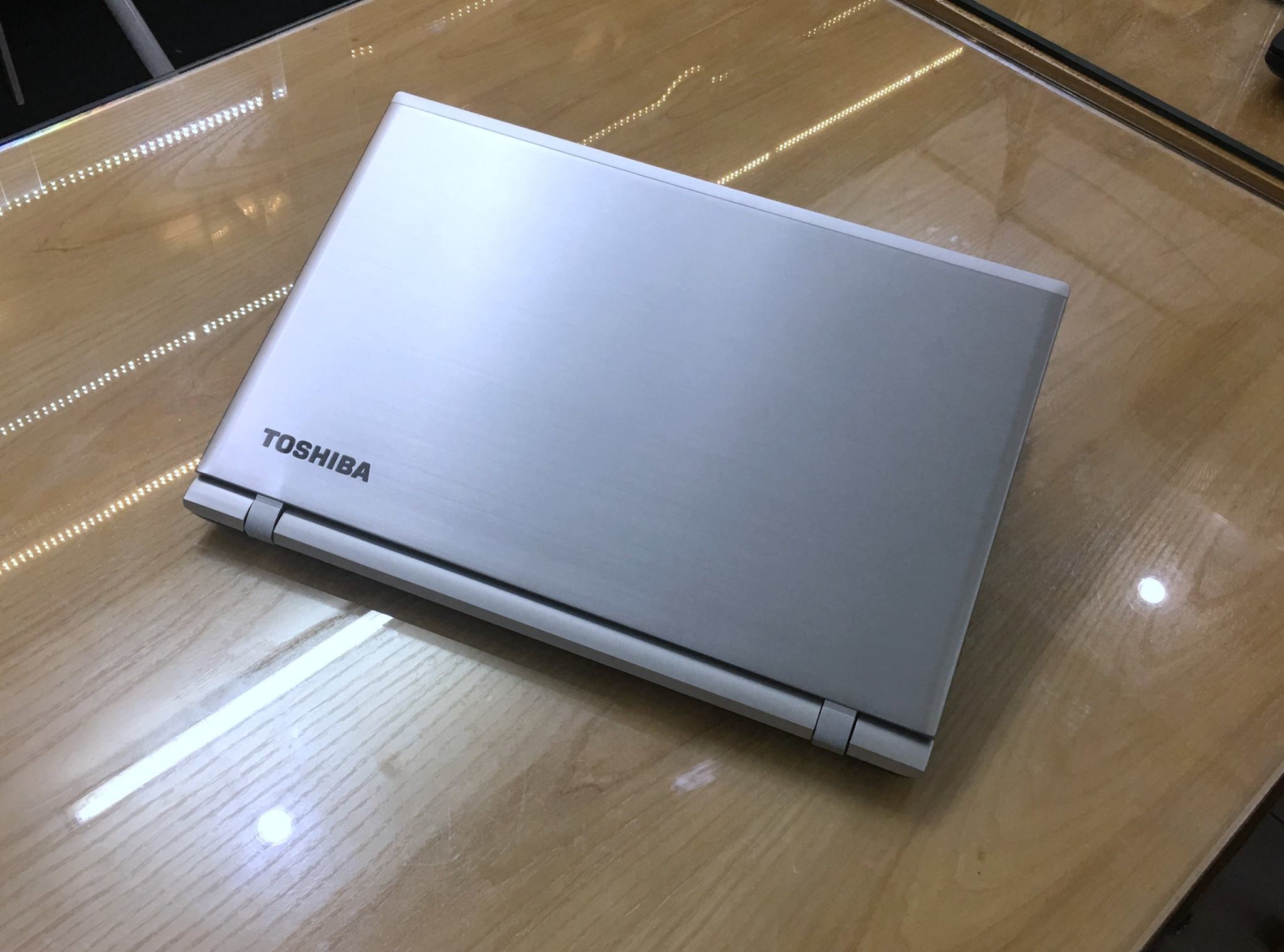 Laptop Gaming Toshiba Satelltite S55T - C5325 - 4 K-1.jpg